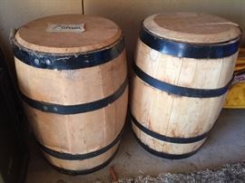 Small wood barrels