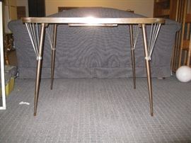 Super Retro kitchen table