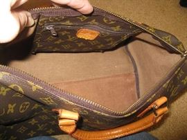 Mock - LV label inside