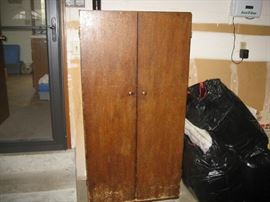 Wood cabinet