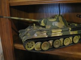 413 model tank