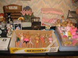 Barbie dolls with accessories 
