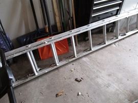 Aluminum ladder