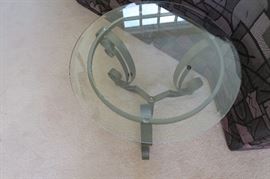 metal Base with Glass top side accent table 25'' Diameter x 21'' H