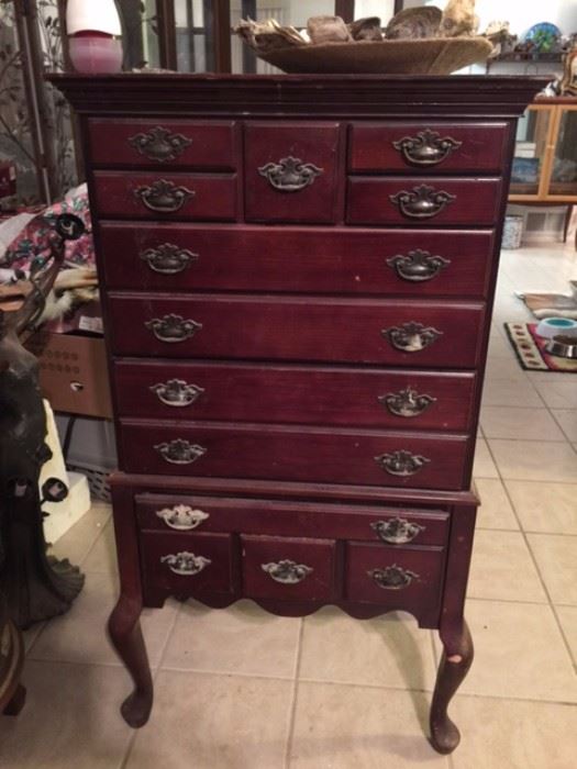 Large French style chest of drawers 