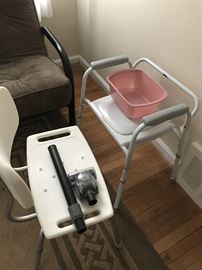 SHOWER CHAIR AND BEDSIDE COMMODE