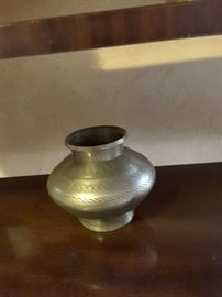 Metal decorative urn