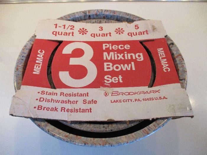 3 piece vintage Brookpark Melmac mixing bowl set - Never used!