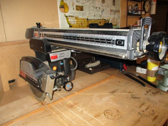 Excellent condition!  Craftsman radial arm saw.  Sold with blades, accessories and dust collection.
