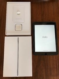 Apple iPad Air 2 16GB Wi-Fi + Cellular(Verizon).  Never used charging cord & Apple Smart Cover included.  