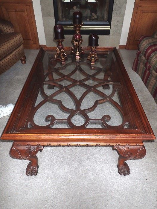 ORNATE CARVED WOOD COFFEE TABLE WITH GLASS TOP