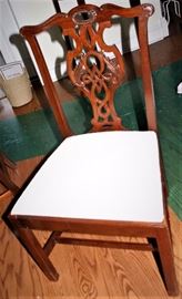 Baker Dining Table w/3 Leaves & 8 Chippendale Style Chairs