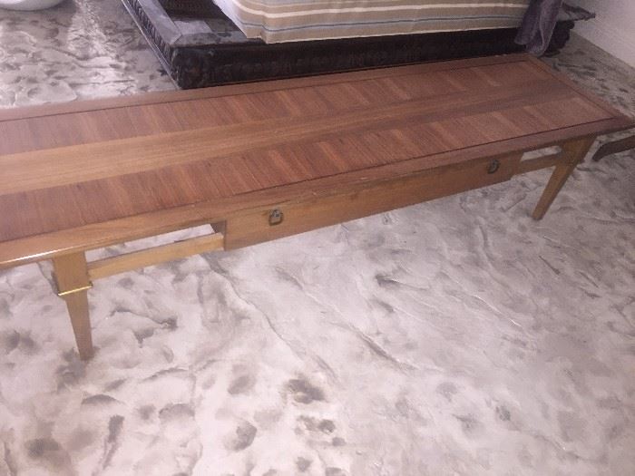Stanley Coffee Table, see certificate of authenticity in pictures below
