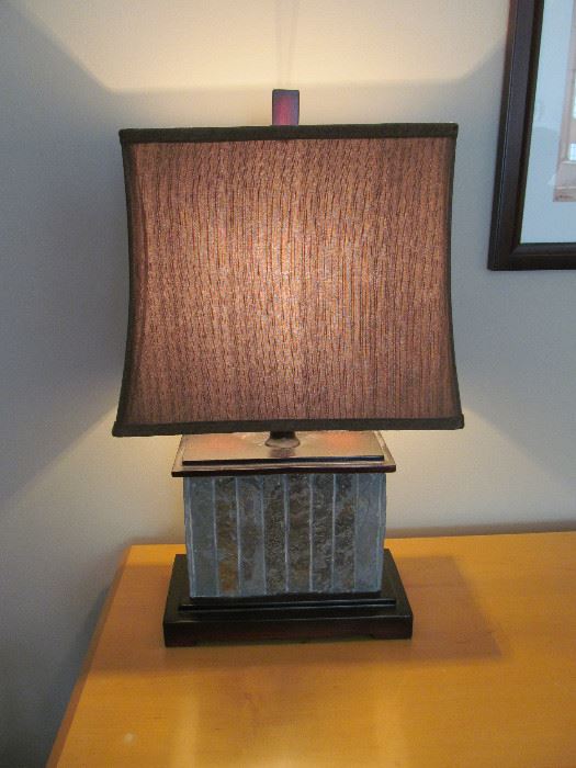 Decorative slate lamp