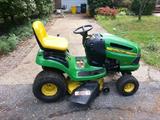 2008 John Deere L135 lawn tractor.
It has a 42" mower deck and 39hrs.