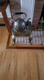 Fireplace kettle and stand