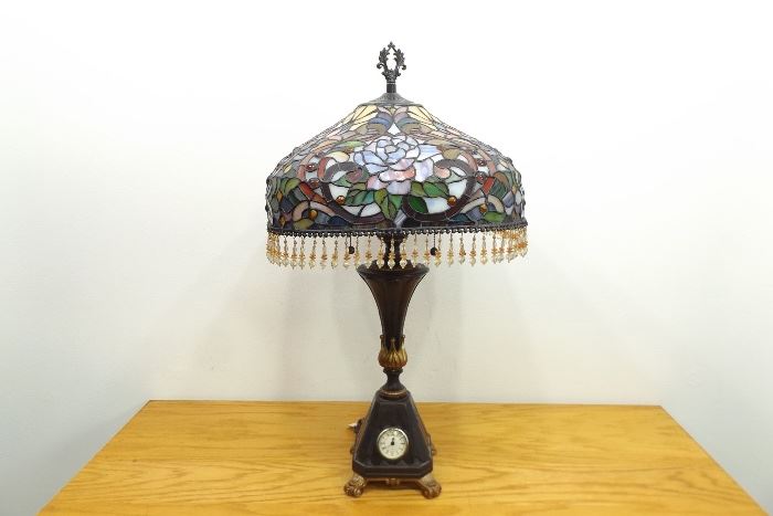 New Stained Lead Glass Tiffany Style 2 Light Lamp

