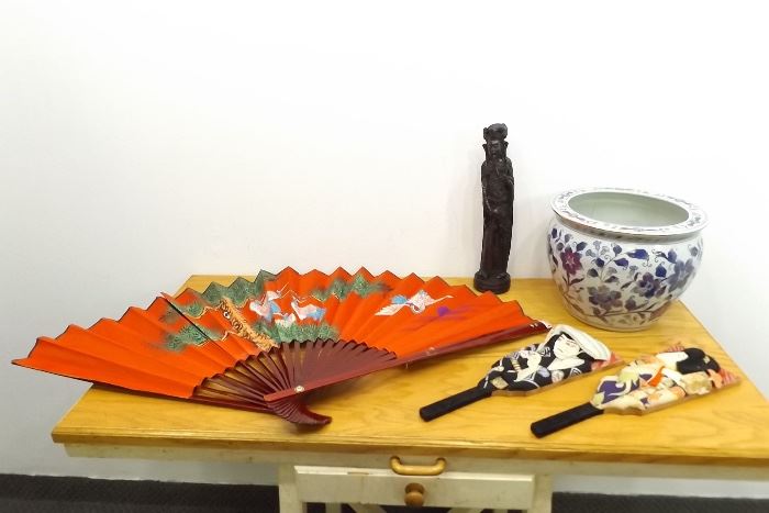 Lot of Vintage Asian Themed Items
