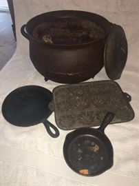 Various iron ware