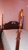 4 poster bed