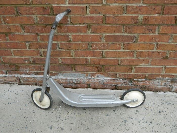 Mid Century Scooter