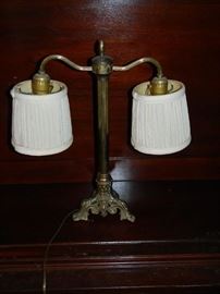 Vintage 2 Arm Lamp
