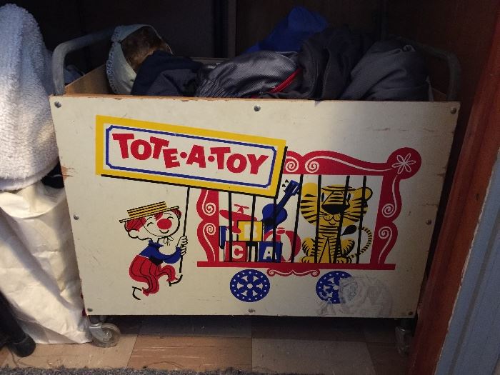 Vintage toybox