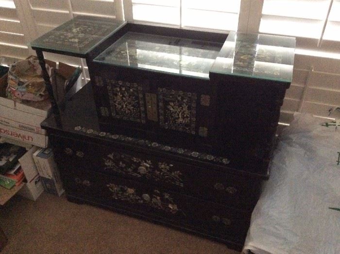 Chinese inlaid dresser Vintage - lacquer 