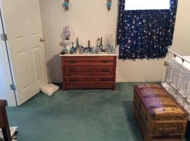 Vintage small 3 drawer chest and trunk 