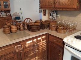 8 pc place setting with additional pieces. 