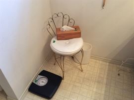 Vanity stool, scale