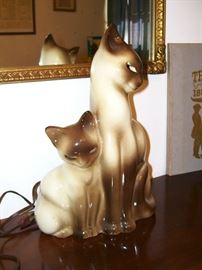 Vintage Kron Siamese cat tv lamp