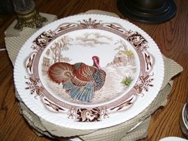 Gorgeous set of Barnyard King dinnerware