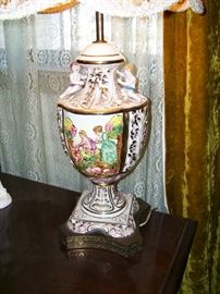 Capodimonte lamp