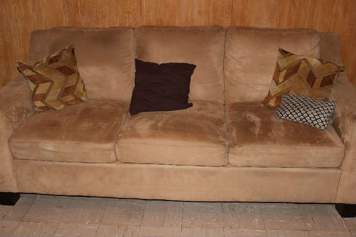 Like-new modern taupe sofa.
