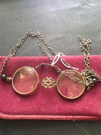 Antique spectacles