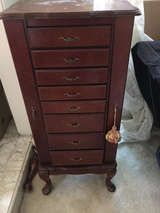 Estate Sale in Houston, TX starts on 4/13/2017