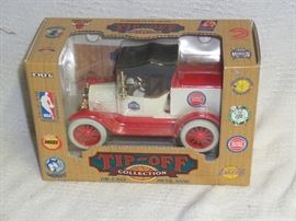 ERTL Detroit Pistons Tip Off Bank