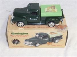 ERTL Remington Hunting Dog Series Truck