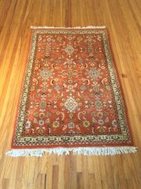 6'.5'' x 3'.10'' Hand Knotted Wool