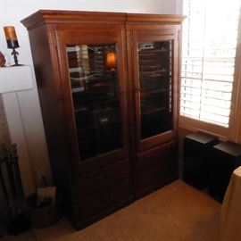 Entertainment cabinet / china cabinet  2 pieces