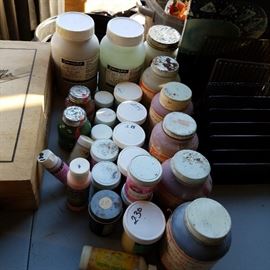 Ceramic glazes 