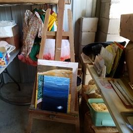 Wood easels