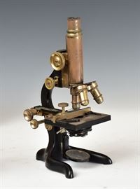 E. Leitz Wetzlar Microscope
12" high, in a fitted wooden box
German