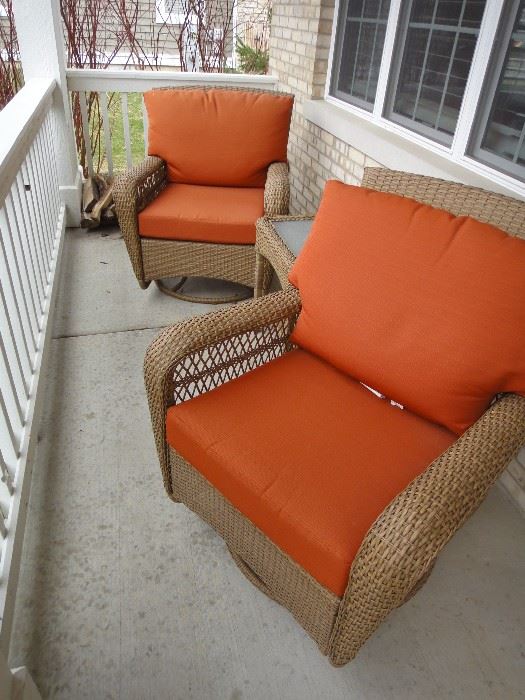 Martha Stewart Living, 4 matching Patio chairs, Deep seating patio cushions, 2 matching tables. Swivel & Rockers 