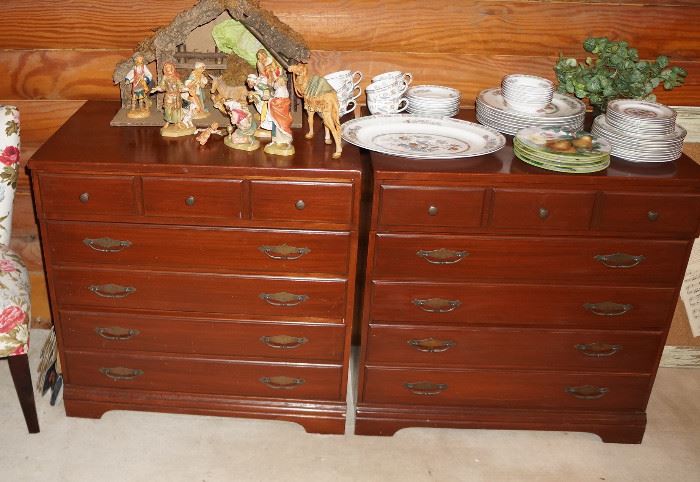 Matching Pennsylvania chest of drawers.  