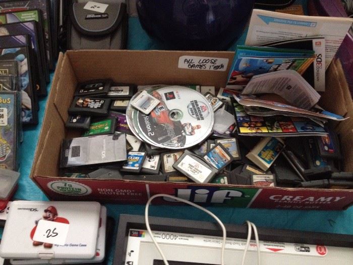Lots of Nintendo DS and 3DS games