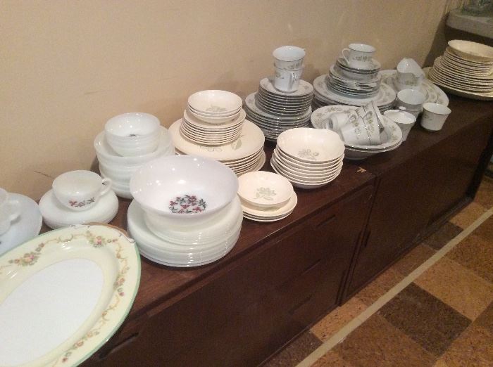 Lots of vintage dishes and serve ware