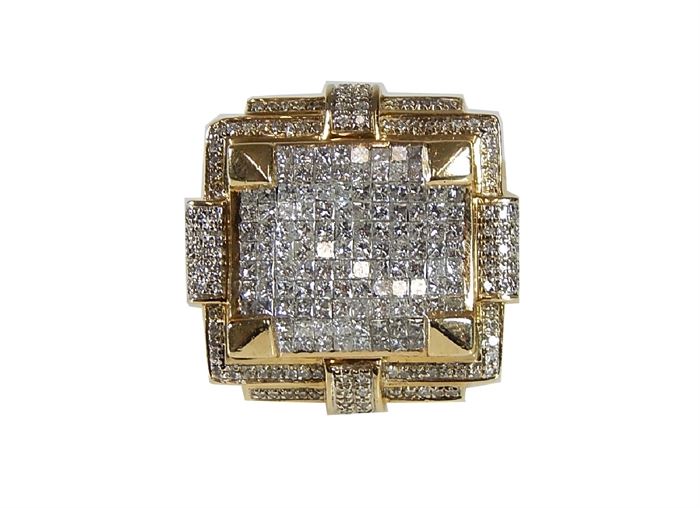14K Yellow Gold Mens Large Diamond Ring: A 14K yellow gold men’s large diamond ring.