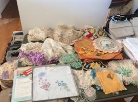 VINTAGE DOILIES